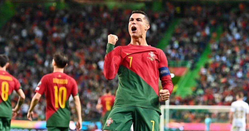 Superstar-Portugal-Cristiano-Ronaldo-1024x538-1